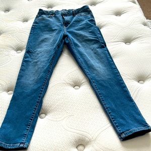 Pant high rise! Size 13 don’t have details